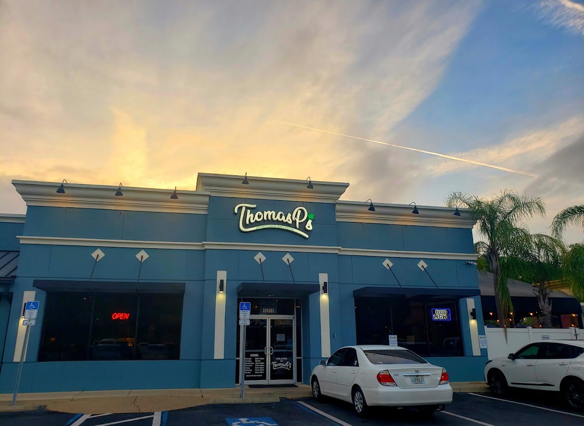 Thomas Ps Sports Bar & Patio photo 2