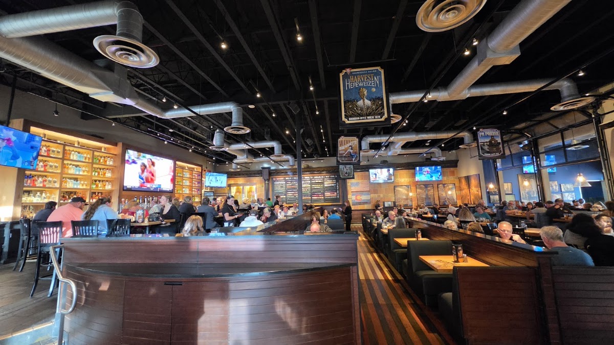 BJ's Restaurant & Brewhouse photo 3