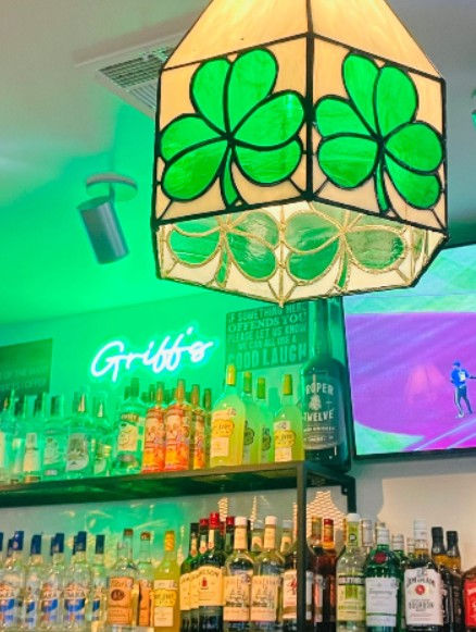 Griff's Irish Pub photo 3