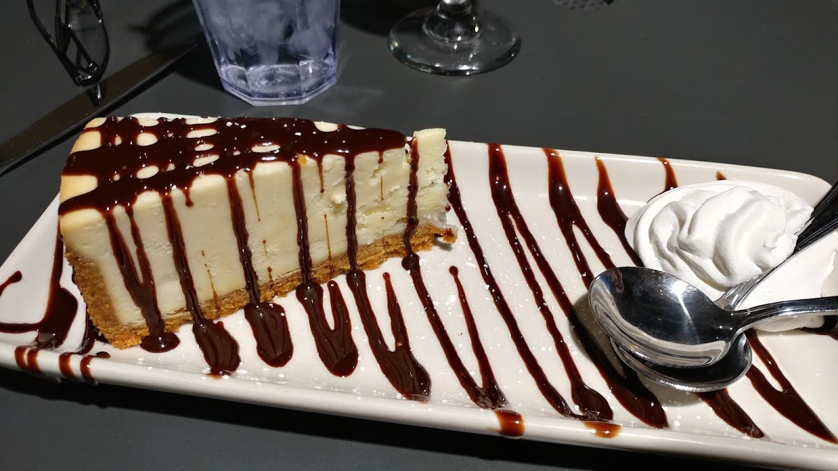 Blue 32 Sports Grill photo 2