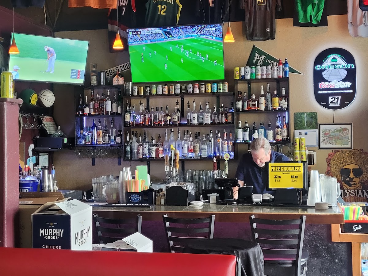 Portland Sports Bar & Grill photo 3