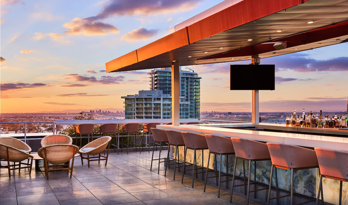 Skysill Rooftop Lounge photo 2