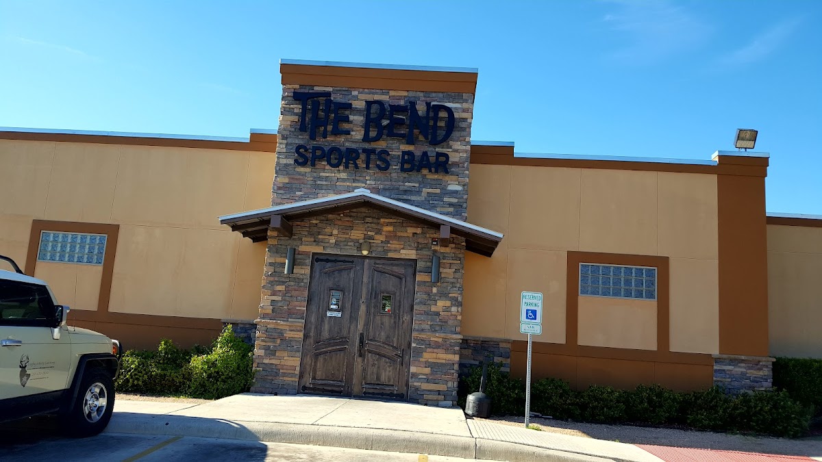The Bend Sports Bar photo 3