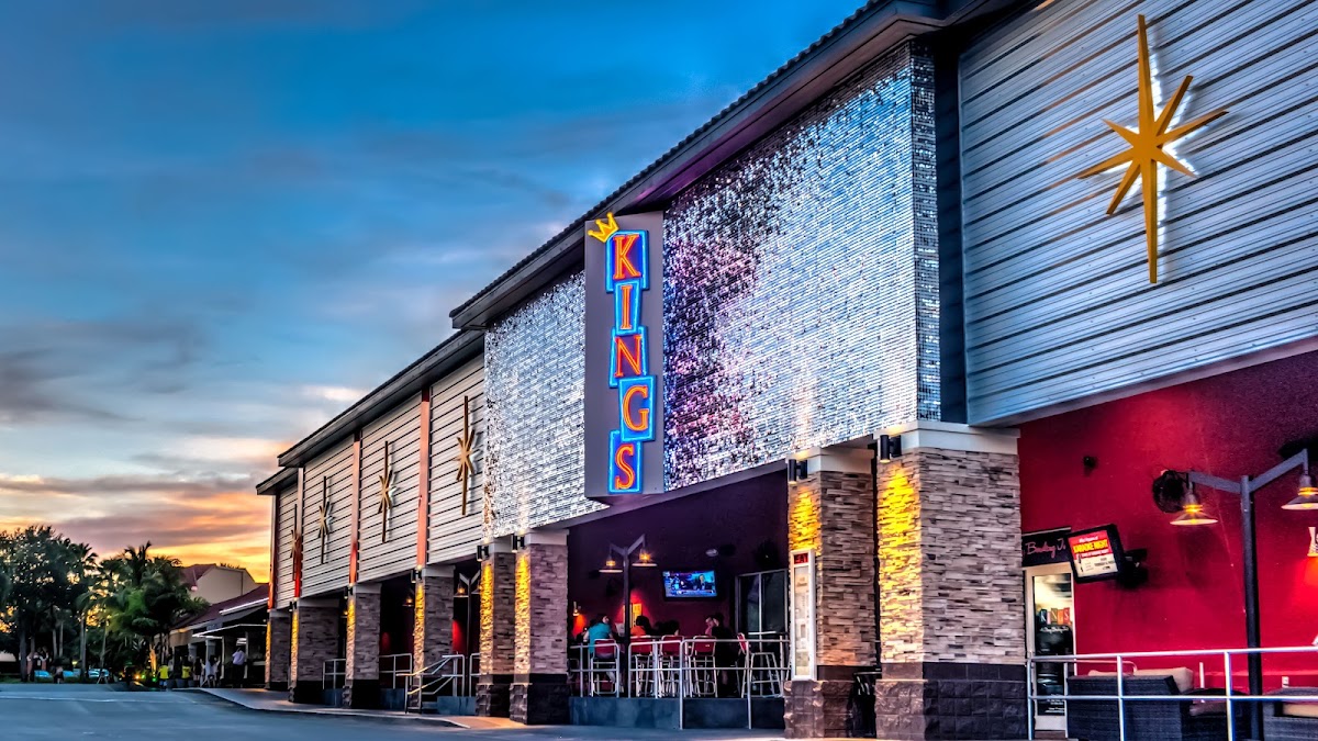 Kings Dining & Entertainment photo 3