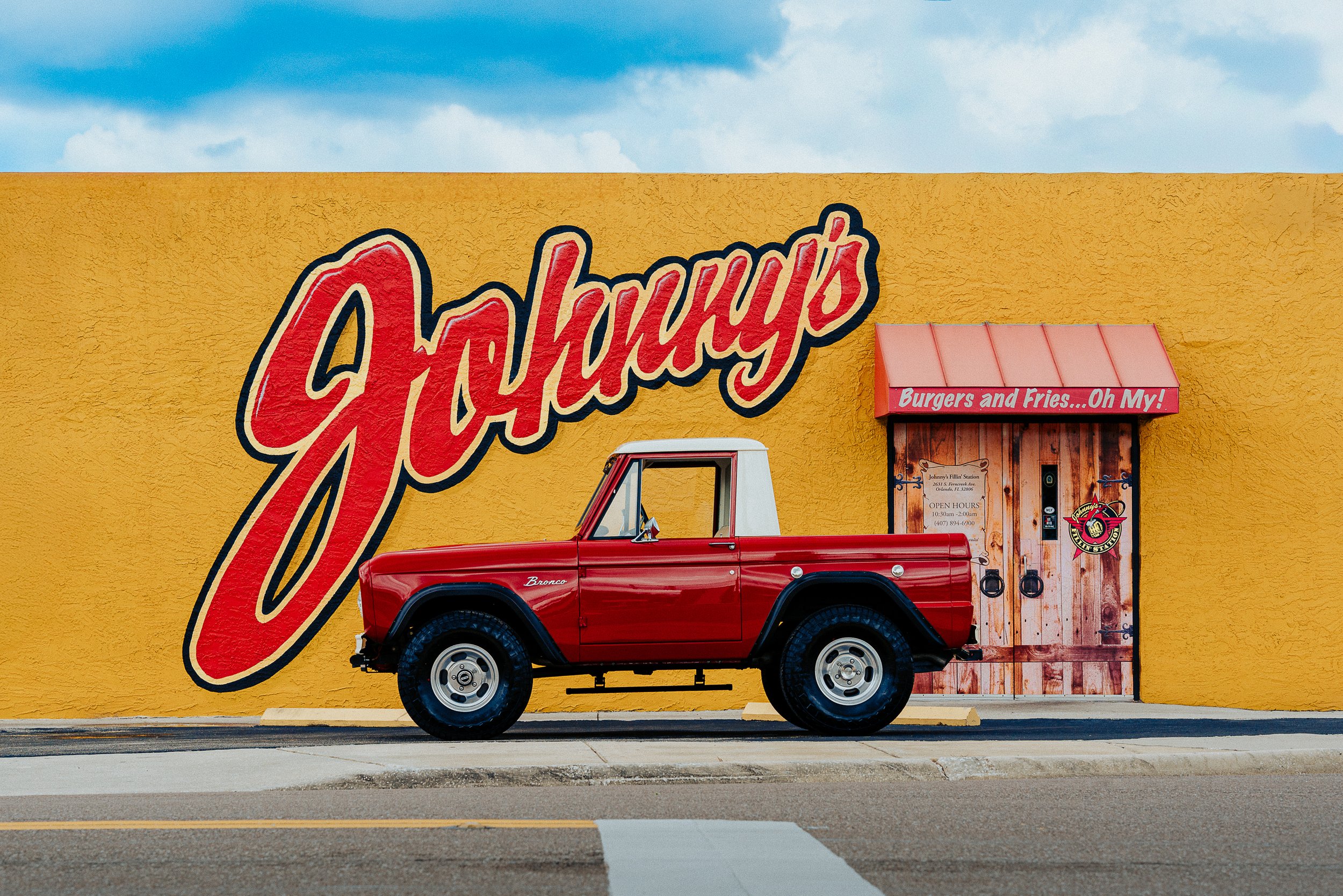 Johnny's Fillin' Station