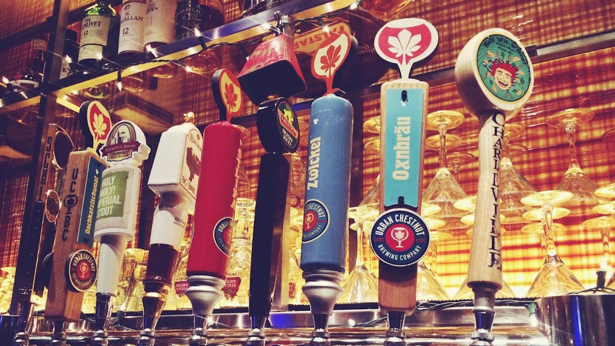 Brewhouse Historical Sports Bar photo 2