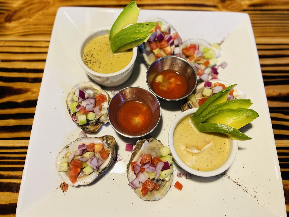 Los Balones Sports Bar & Restaurant photo 2