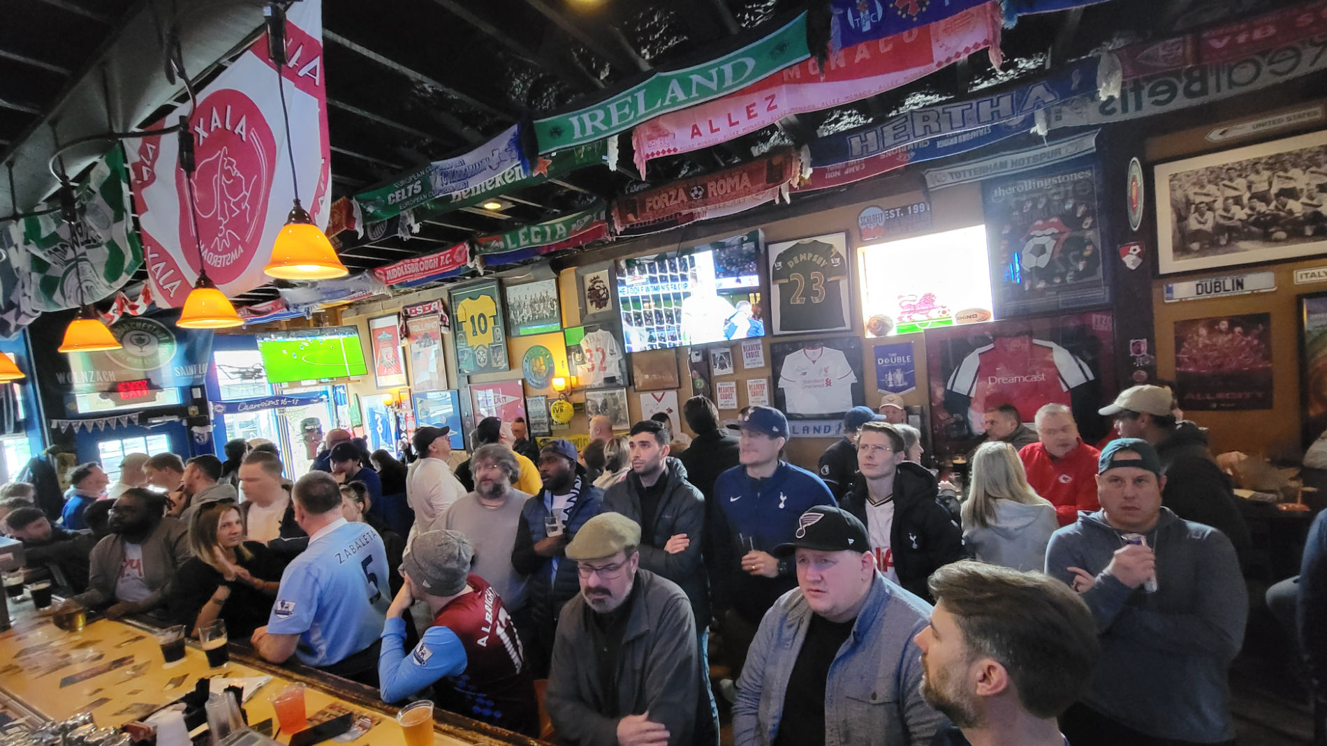 Amsterdam Tavern photo 3
