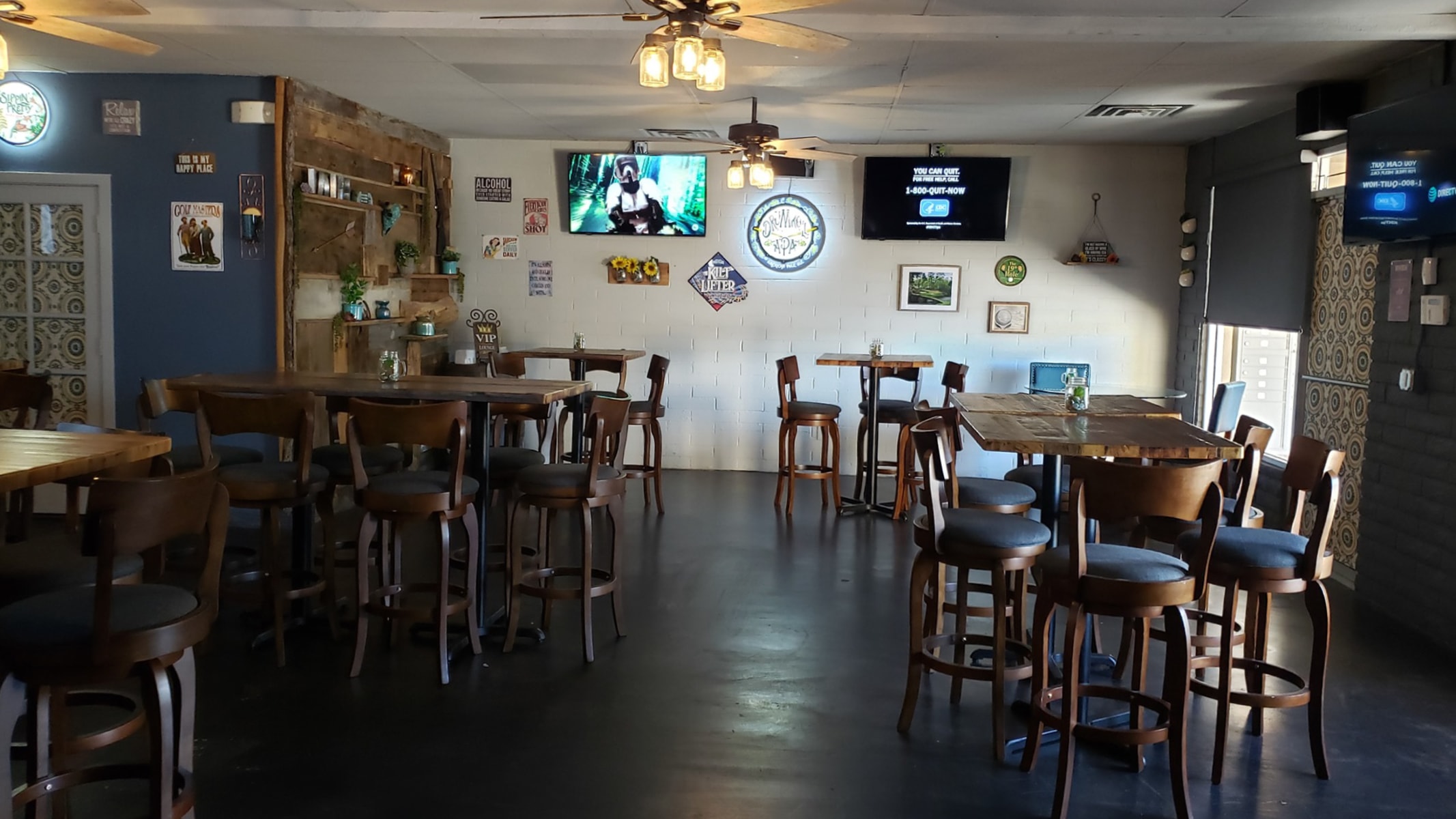 Bogeys Sports Bar & Grill photo 2