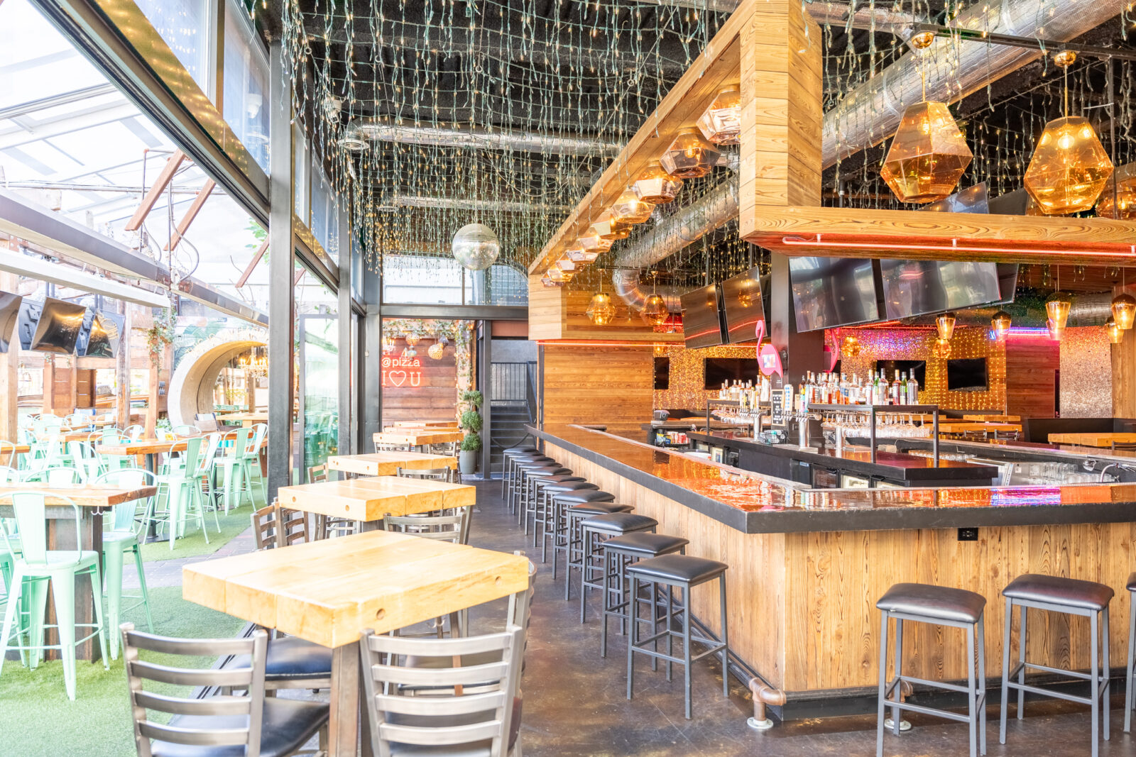 Paradise Park | Pizza & Patio photo 3