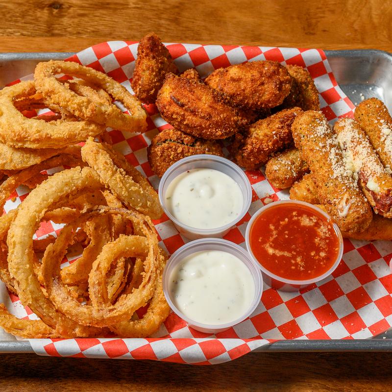 Charlie's Tavern & Kitchen Dallas photo 3
