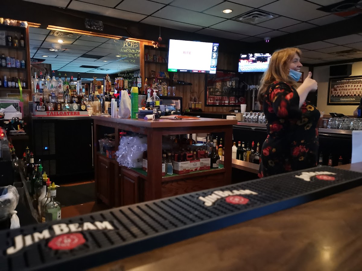 Tailgater's Sports Bar & Grill photo 2