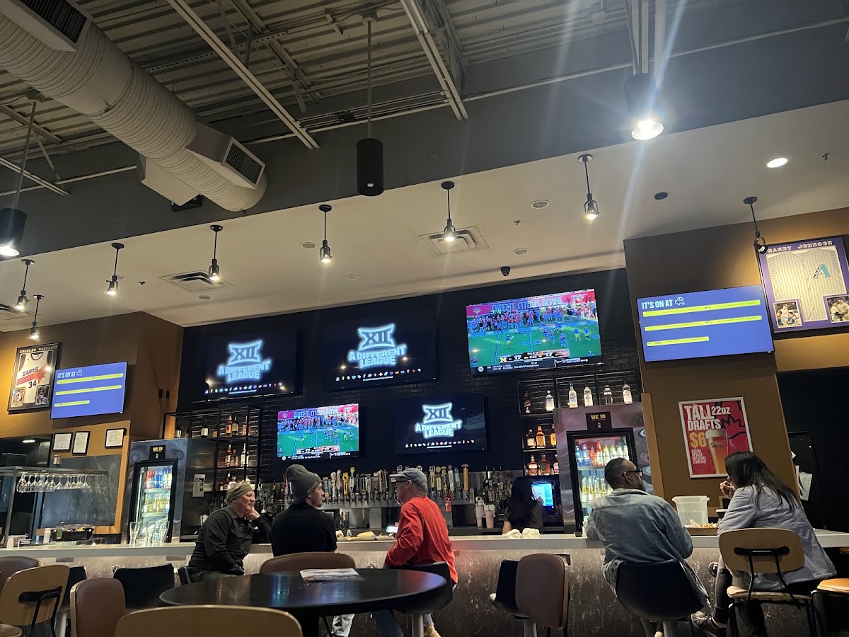 Buffalo Wild Wings photo 3