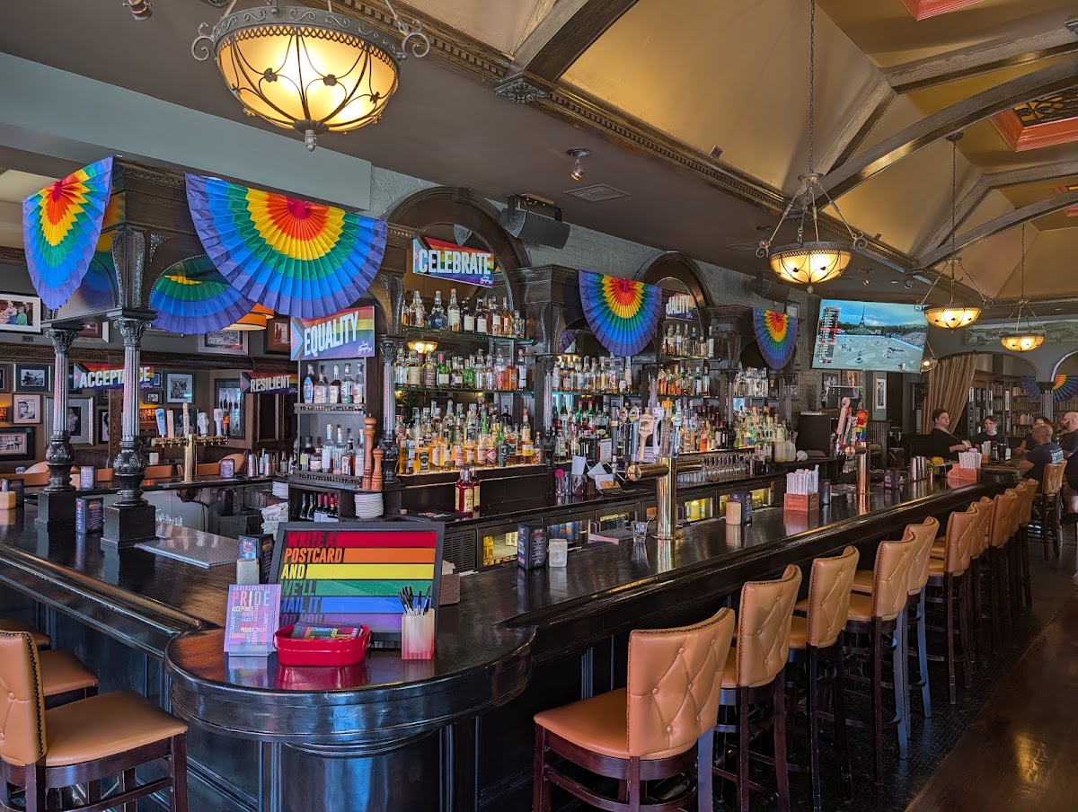 Lady Gregory's Irish Bar & Restaurant photo 2