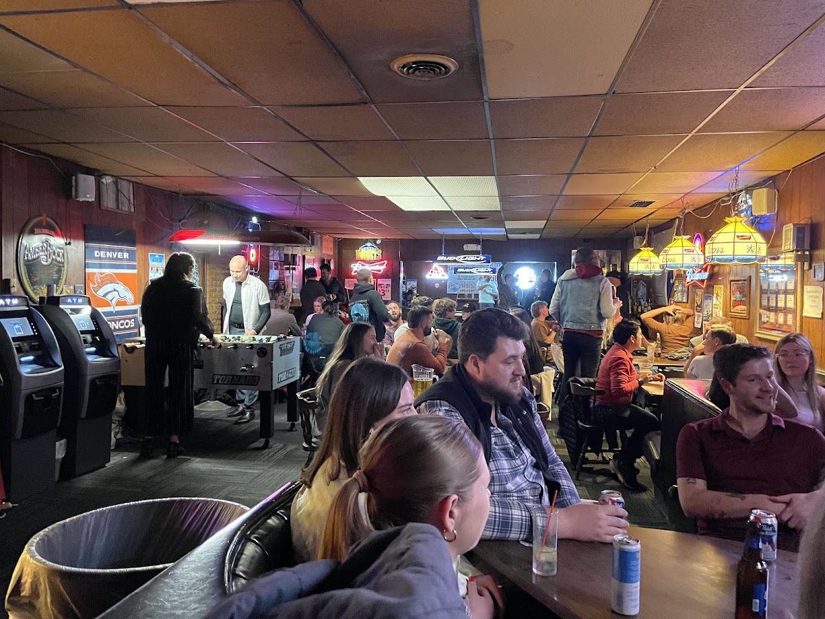 Lakeview Lounge photo 2