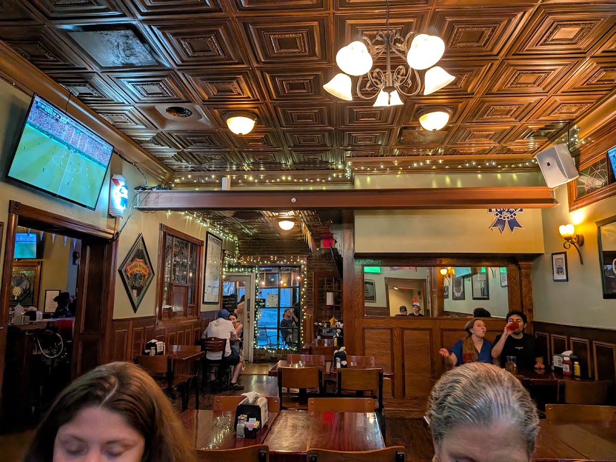 Hamilton's Bar & Grill photo 3
