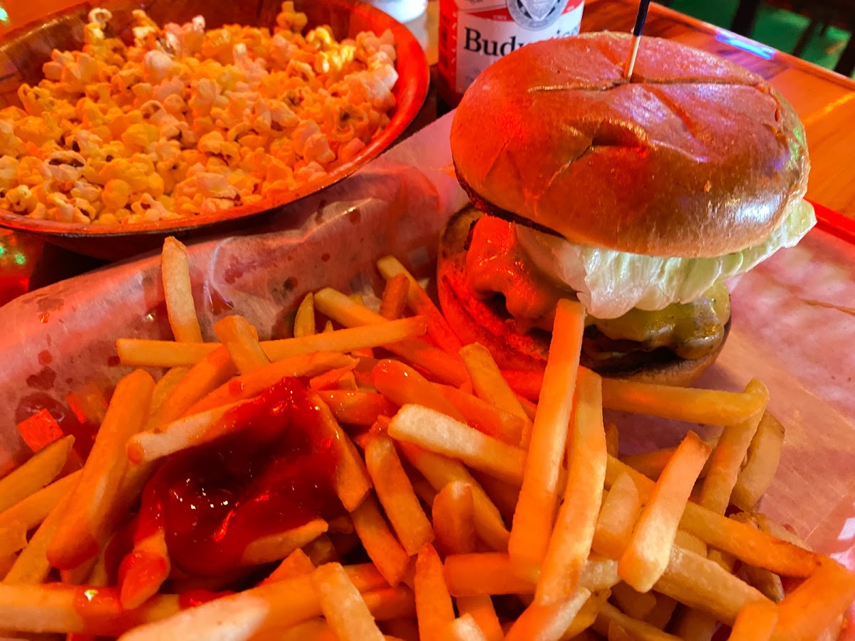 Tommy's Detroit Bar & Grill photo 3