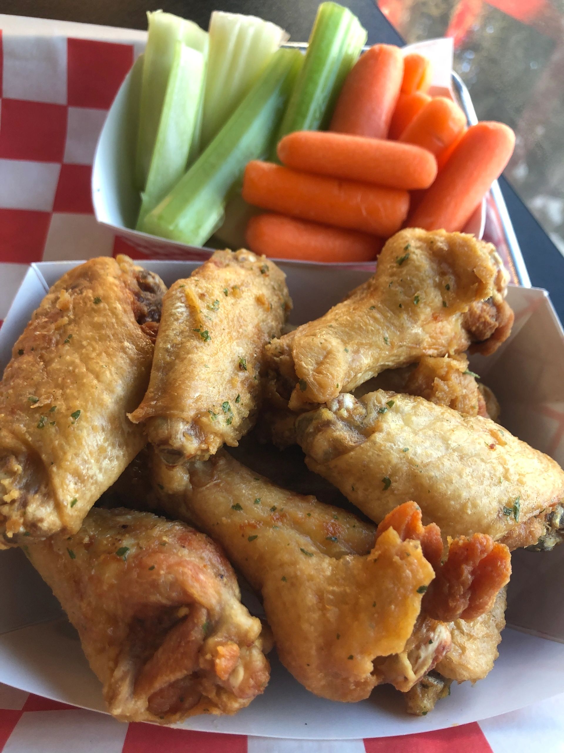 CD's Wings - Westminster