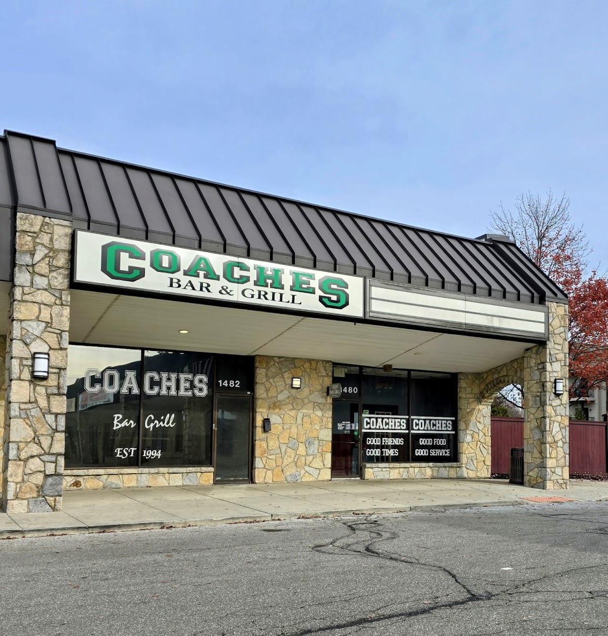 Coaches Bar & Grill photo 3