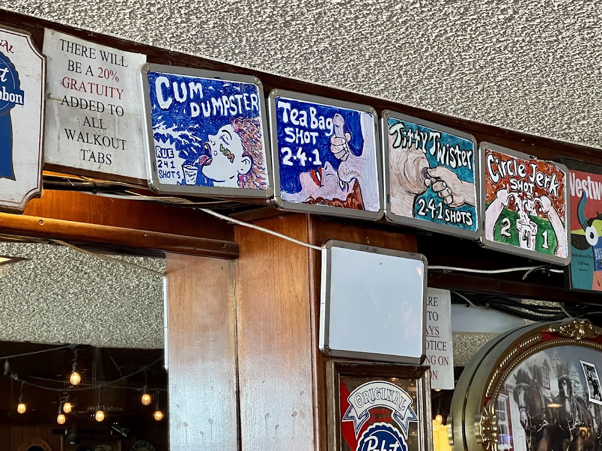 12 Volt Tavern photo 3