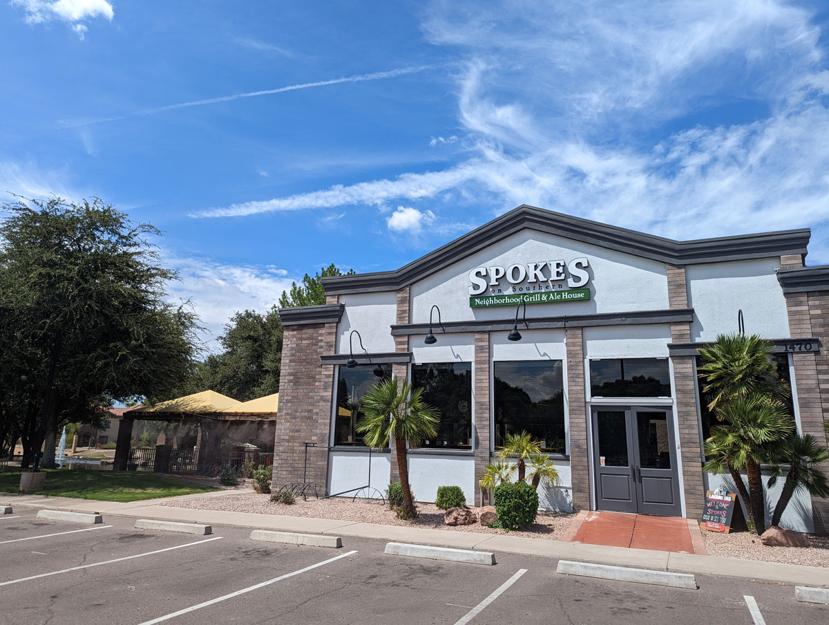 Spokes On Southern, Tempe Sports Bar and Grill photo 2