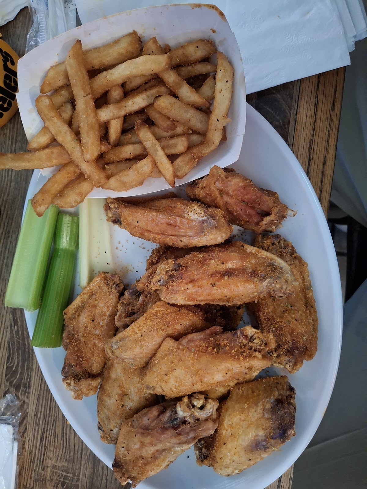 DB's Sports Bar photo 3