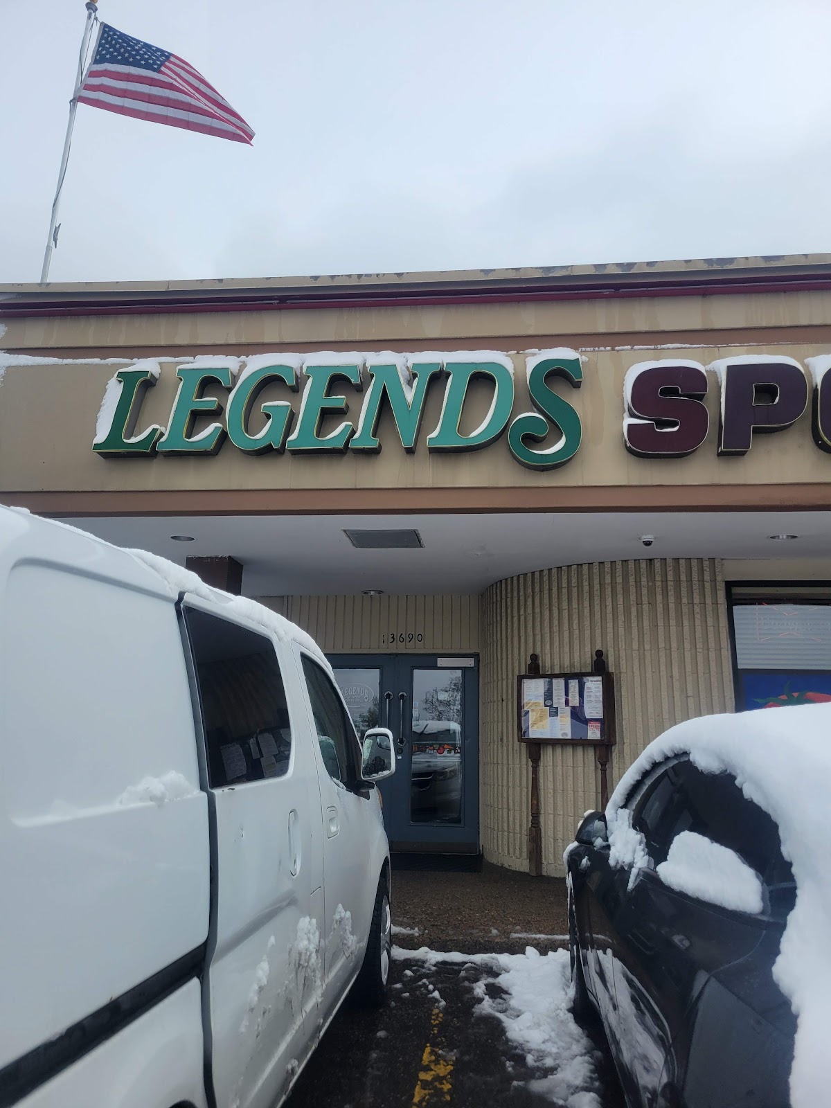 Legends of Aurora Sports Grill photo 3