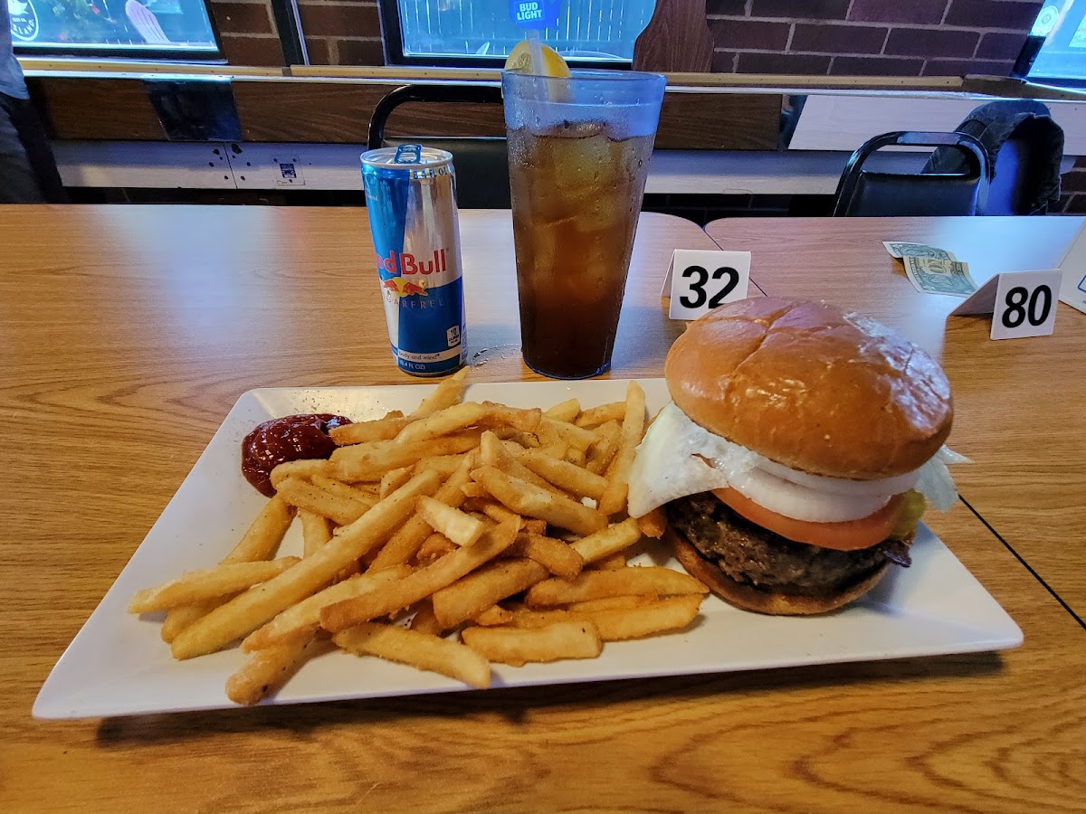 Friendly's Sports Bar & Grill photo 2