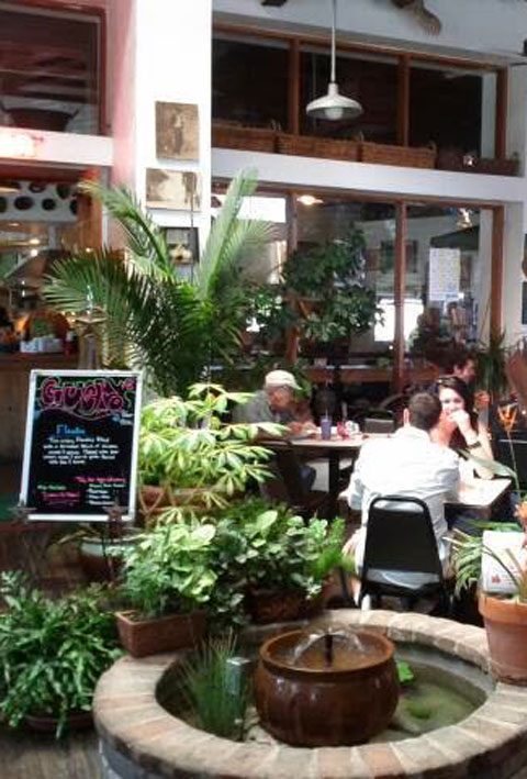 Güero's Taco Bar photo 3