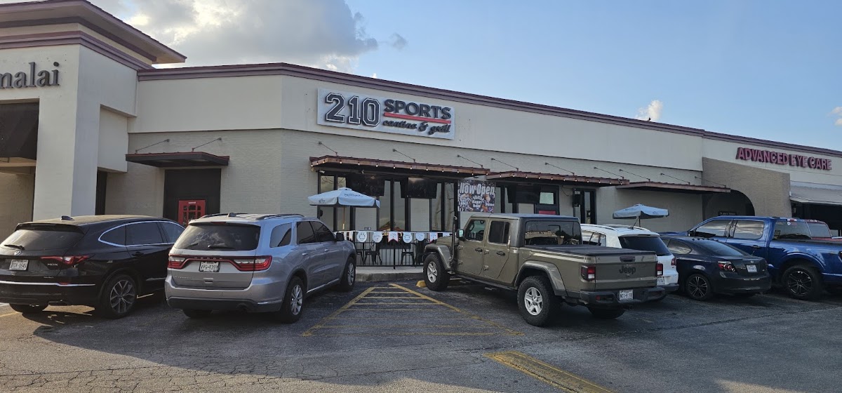 210 Sports Cantina & Grill