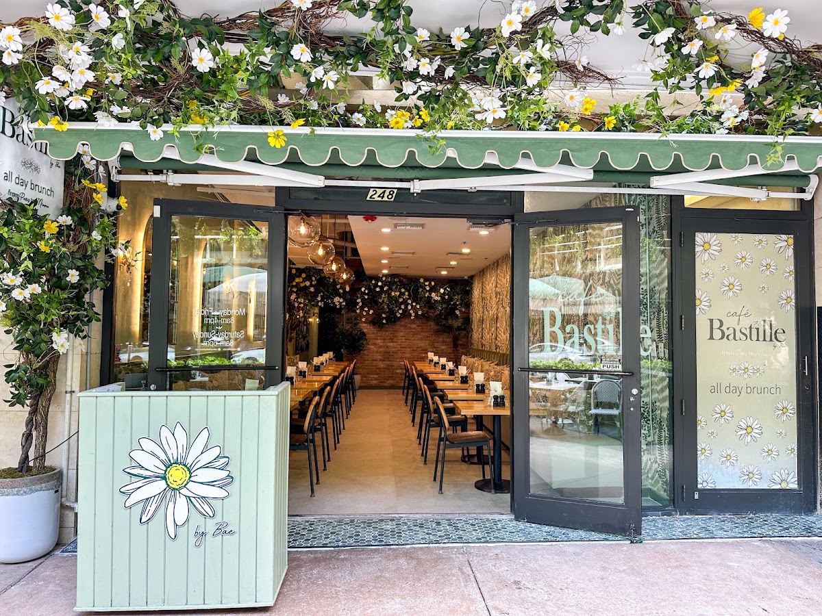 Café Bastille Downtown Miami photo 2