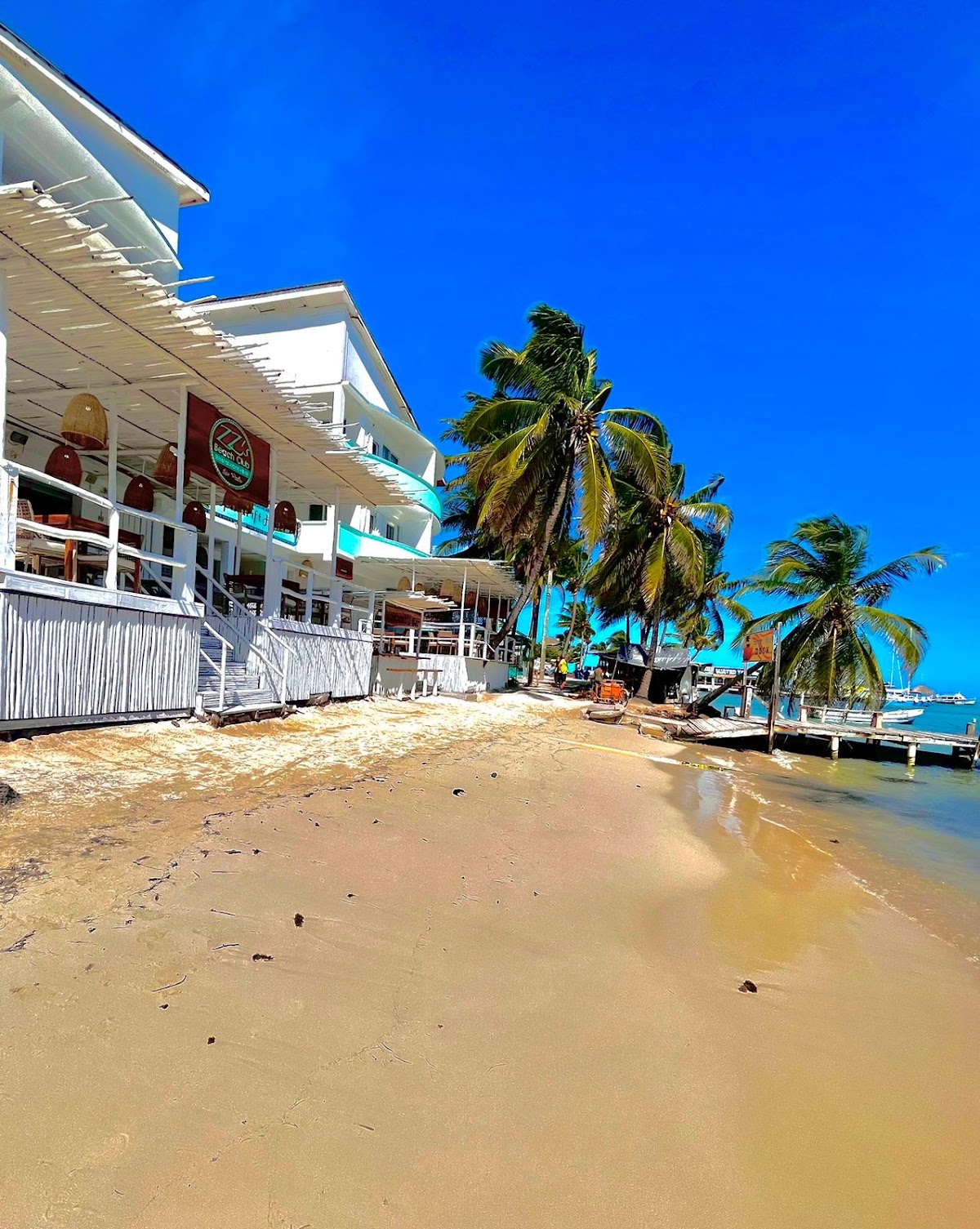 Boox Balaam Beach Bar photo 3