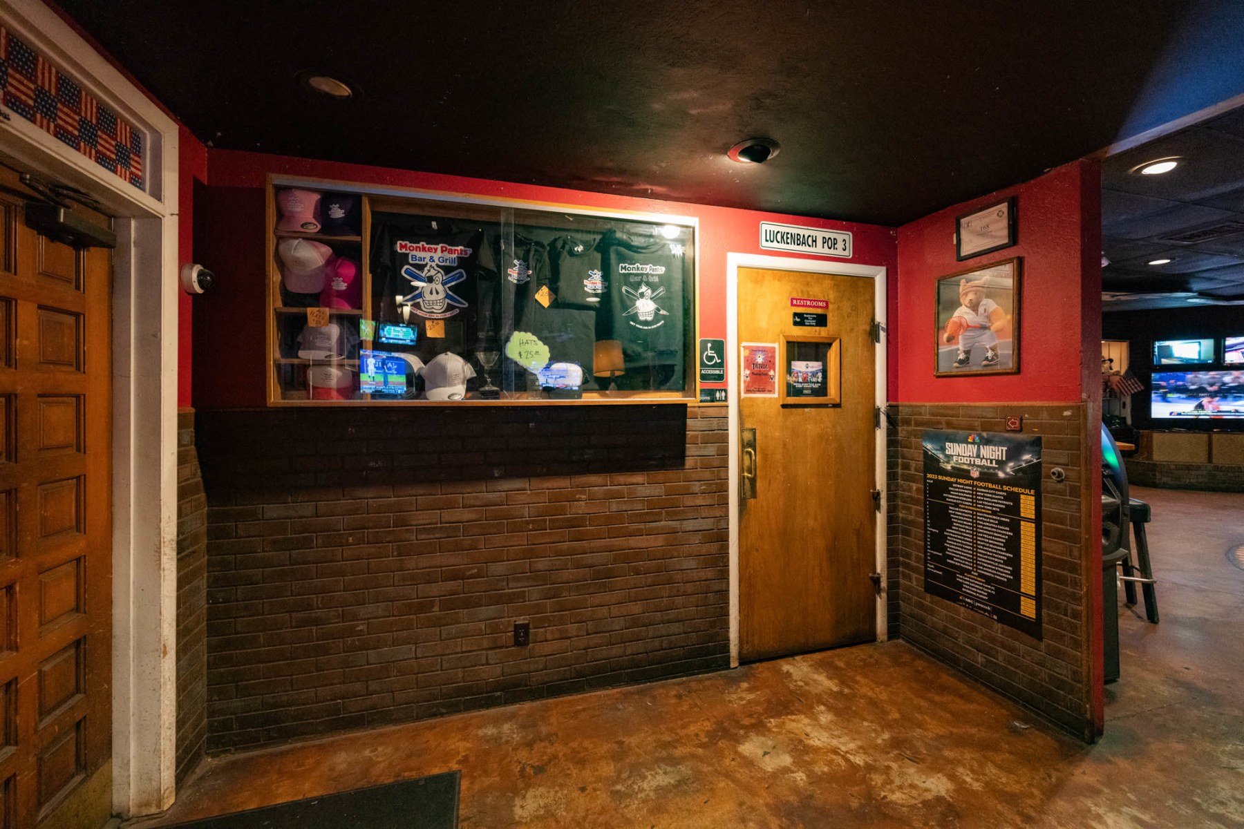 Monkey Pants Bar & Grill photo 3