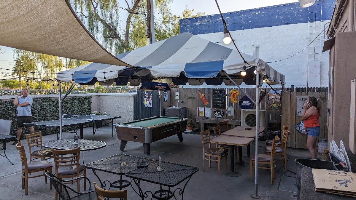 Hideaway Lounge photo 3