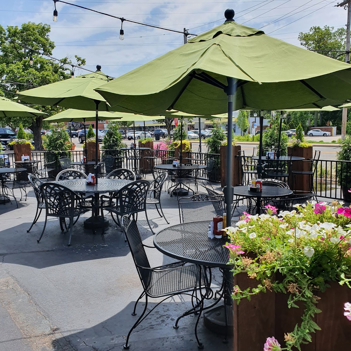 Sportsmans Park Restaurant & Bar photo 3