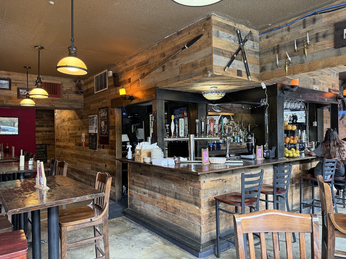 Valhalla Pub & Eatery photo 3