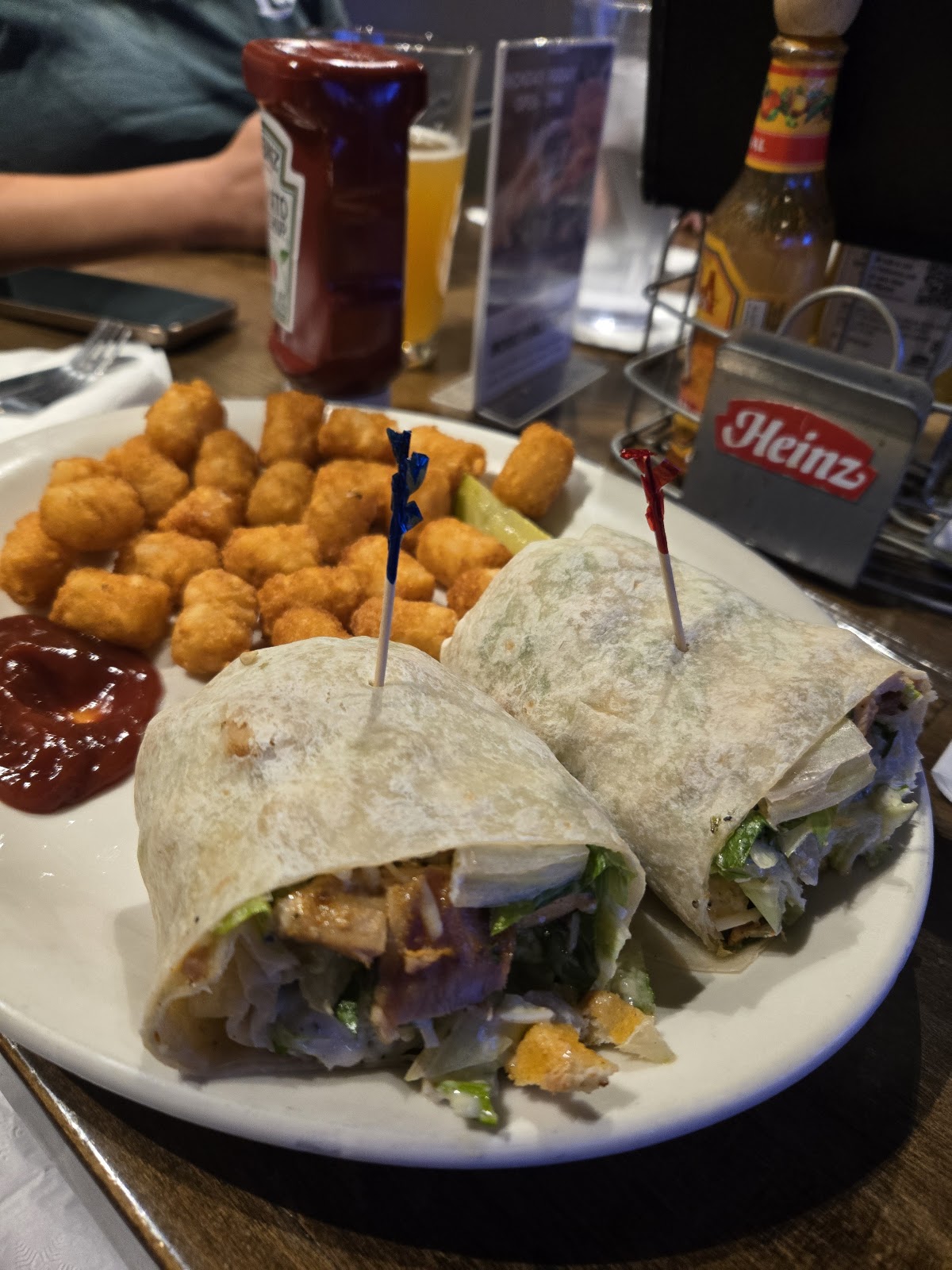 Bleachers Sports Grill photo 3