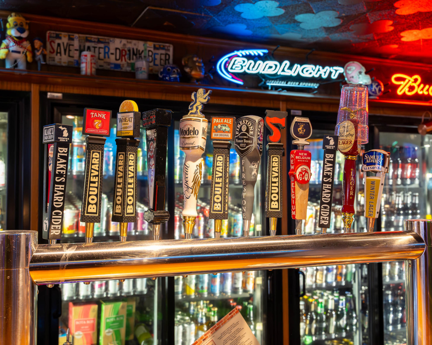 Charlie Hooper's Brookside Bar & Grille photo 3