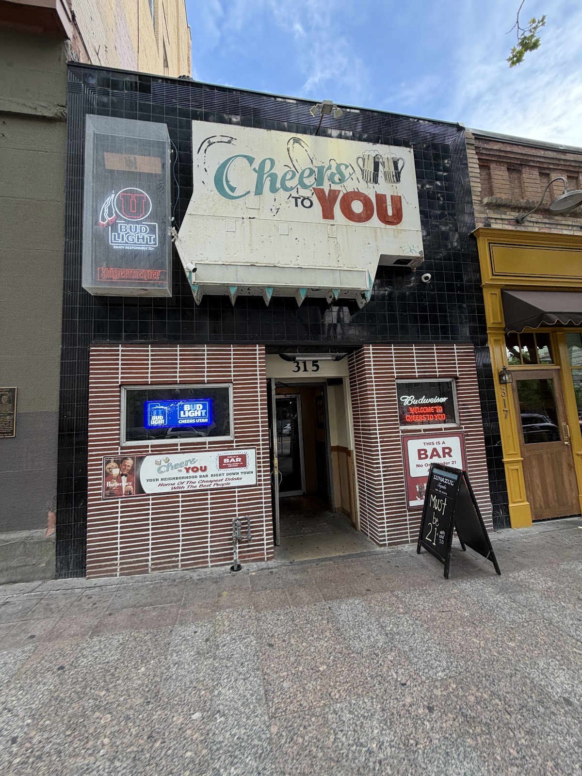 Cheers 2 U photo 3