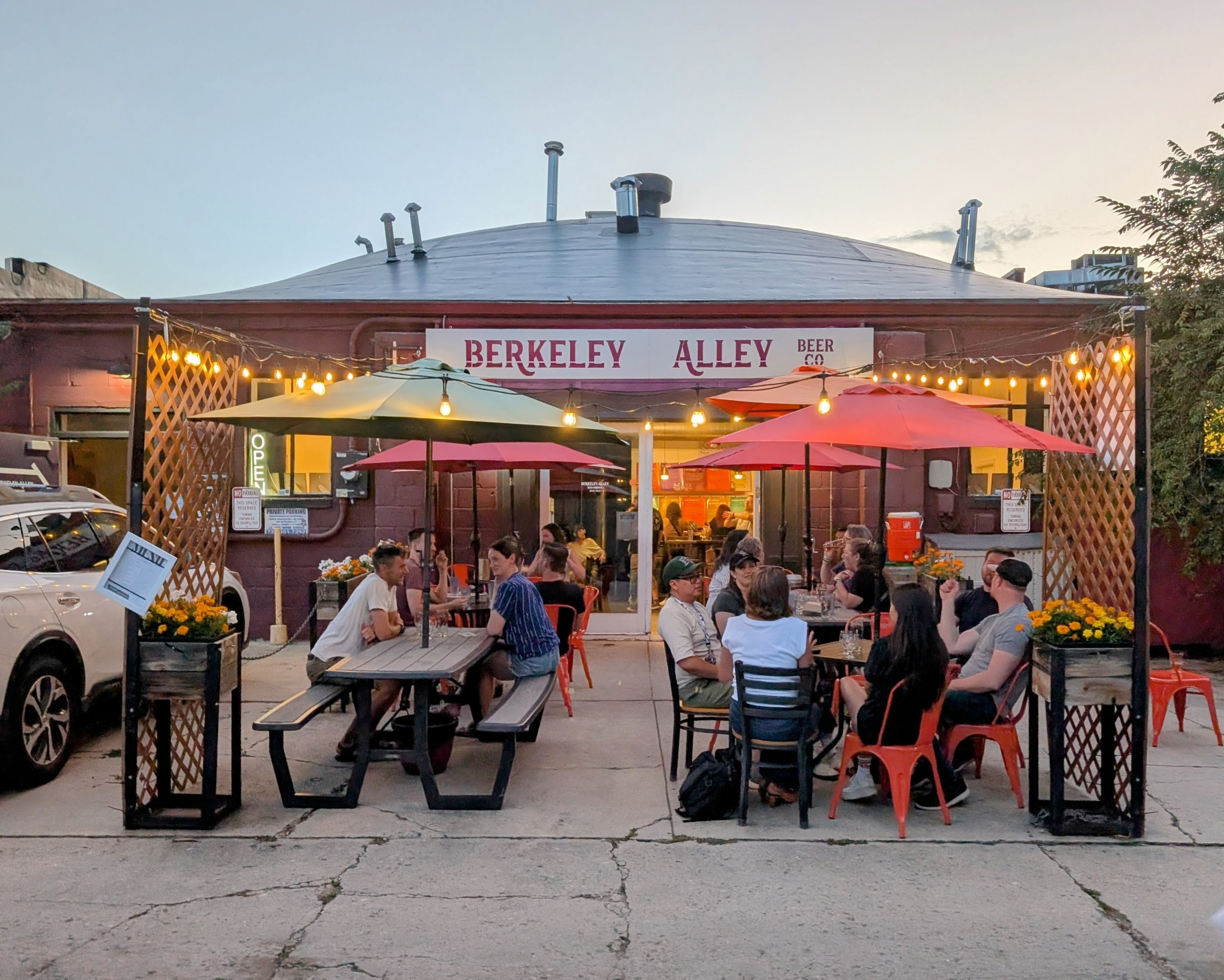 Alley Brews Brewery & Coffee Shop photo 2