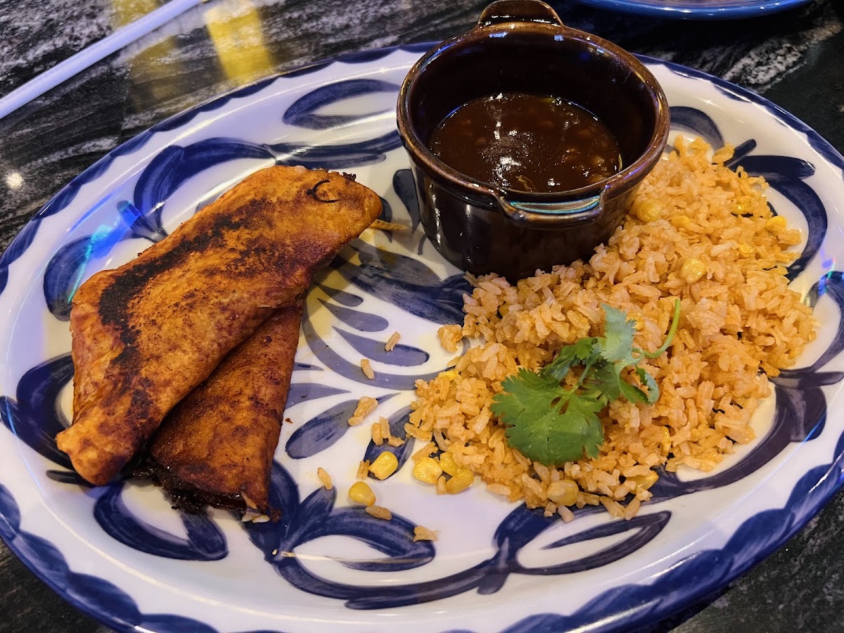 Cadillac Mexican Kitchen & Tequila Bar photo 3